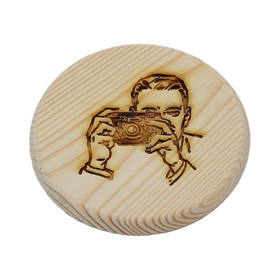 Dřevěný podtácek - Fotograf